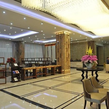 Ehrenburg Hotel Foshan Bagian luar foto