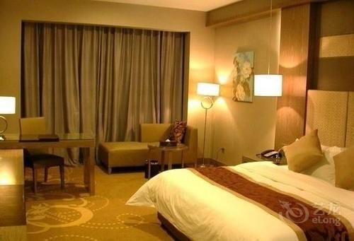 Ehrenburg Hotel Foshan Bagian luar foto
