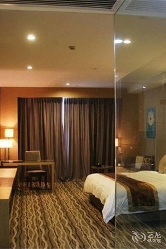 Ehrenburg Hotel Foshan Bagian luar foto