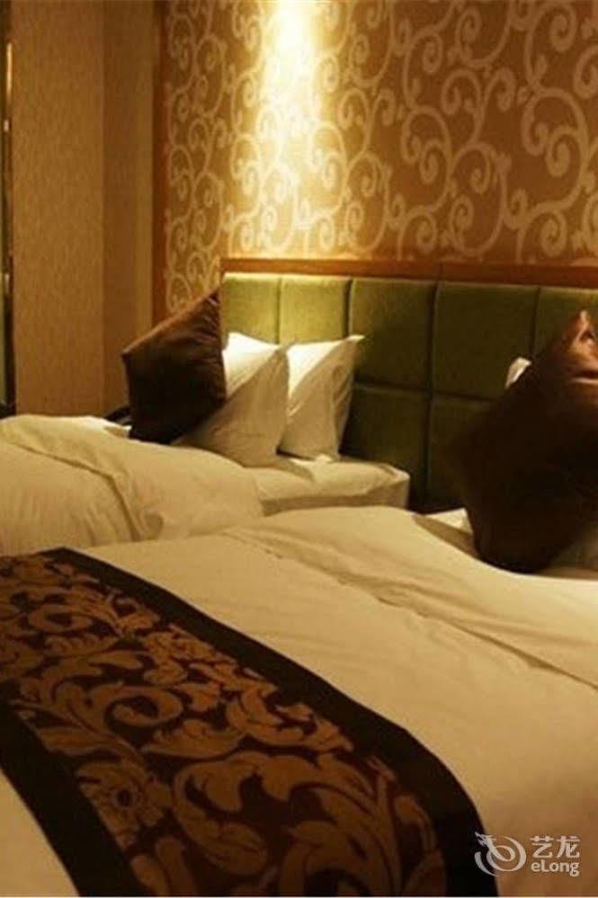 Ehrenburg Hotel Foshan Bagian luar foto