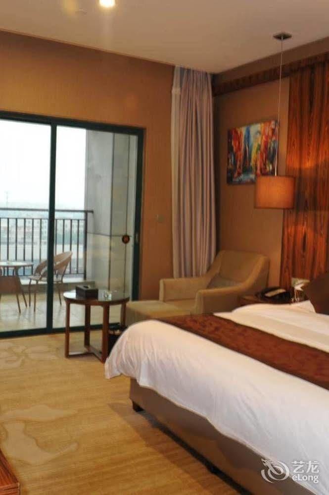 Ehrenburg Hotel Foshan Bagian luar foto
